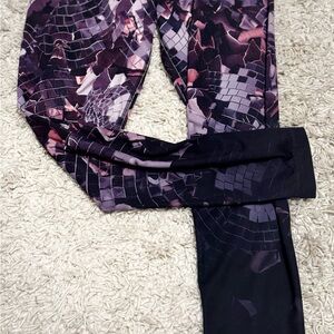 Reebok Women's Purple Mosaic leggings